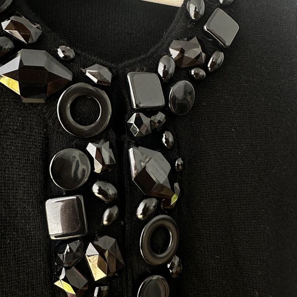 NTW short sleeve beaded cashmere sweater by Milky of New York. - Picture 3 of 6